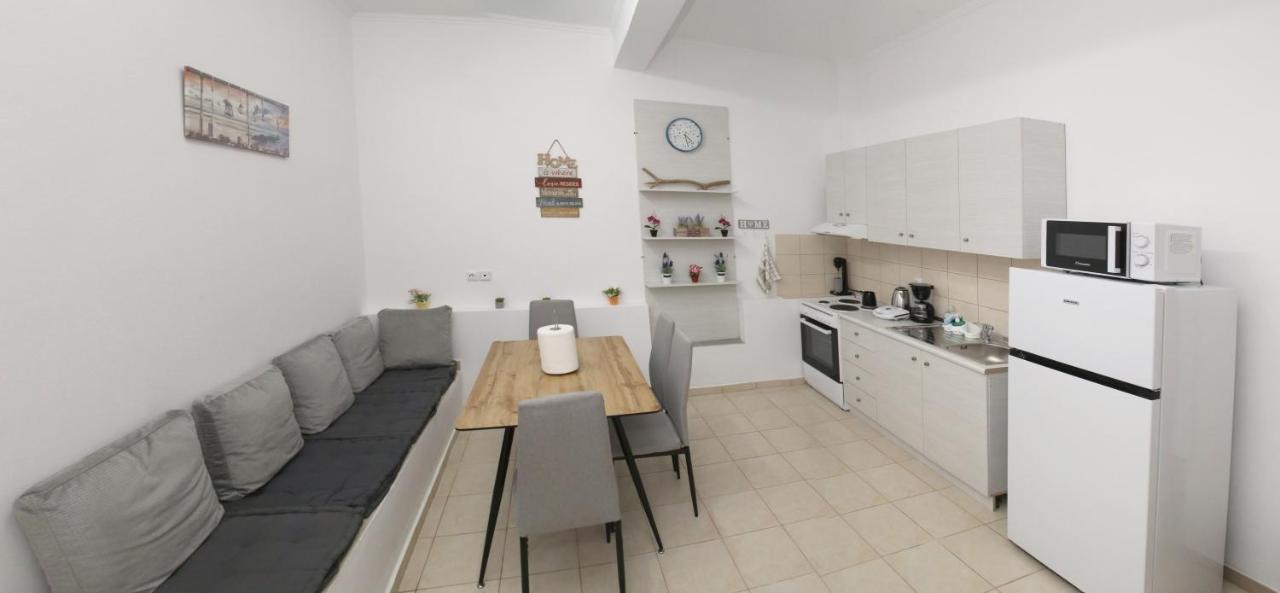 Lampias Apartments ケラモティ エクステリア 写真